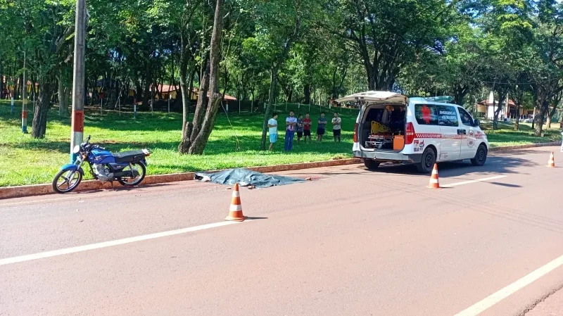 Homem morre em acidente envolvendo moto e caminhão em Salto del Guairá - Paraguai