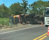 Mais um acidente com caminhão é registrado na Ponte Ayrton Senna