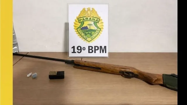 Briga por futebol acaba em prisões e apreensão de espingarda, munições e drogas em Marechal