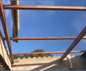Temporal deixa várias casas destelhadas em comunidade rural de Terra Roxa