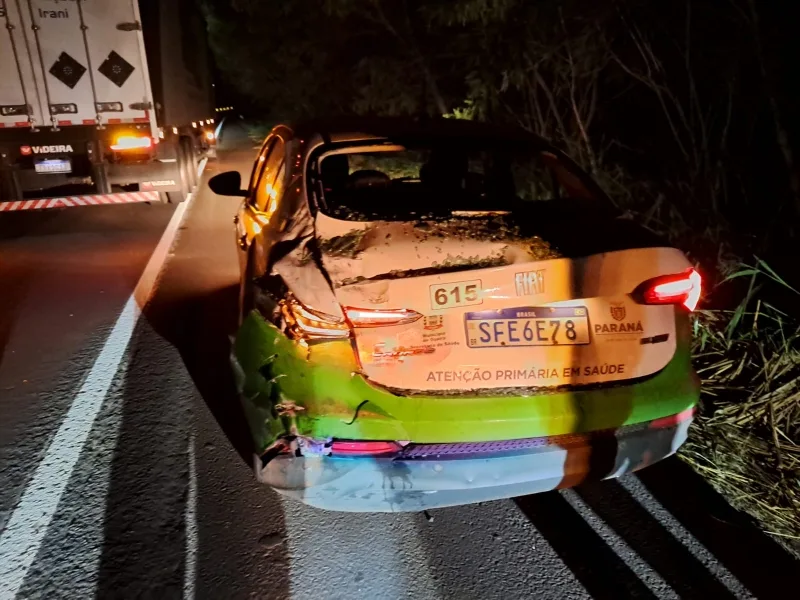 Acidente entre Guaíra e Mercedes envolve dois carros de saúde e duas carretas
