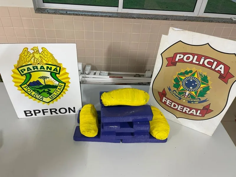 PF e BPFRON prendem duas pessoas por tráfico na rodoviária de Guaíra