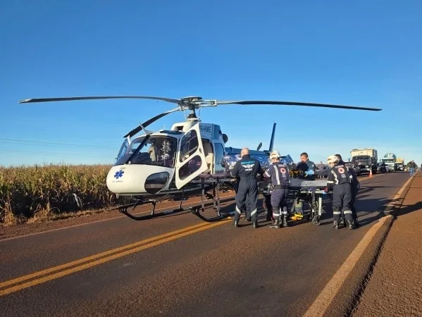 Homem fica preso às ferragens após grave acidente entre Assis e Toledo