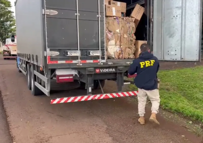 PRF apreende caminhão com cigarros na BR-163 entre Marechal e Toledo