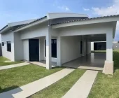 Oportunidade! Casa de alto padrão à venda em Mercedes
