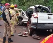 Colisão entre Strada e carreta deixa motorista morto na PR-317, em Toledo