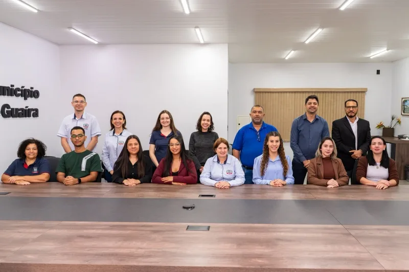 Guaíra empossa mais seis professores e amplia quadro da Educação