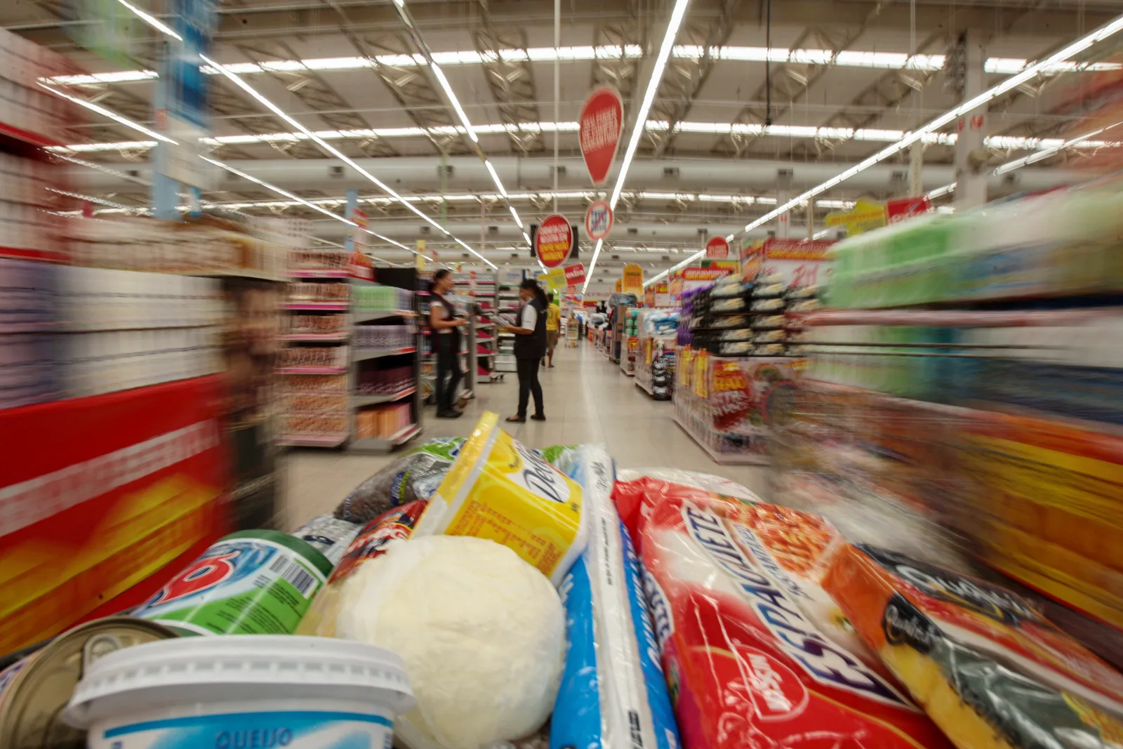 Bolsa Família é reajustado em 15% no Brasil; medida vale a partir de outubro