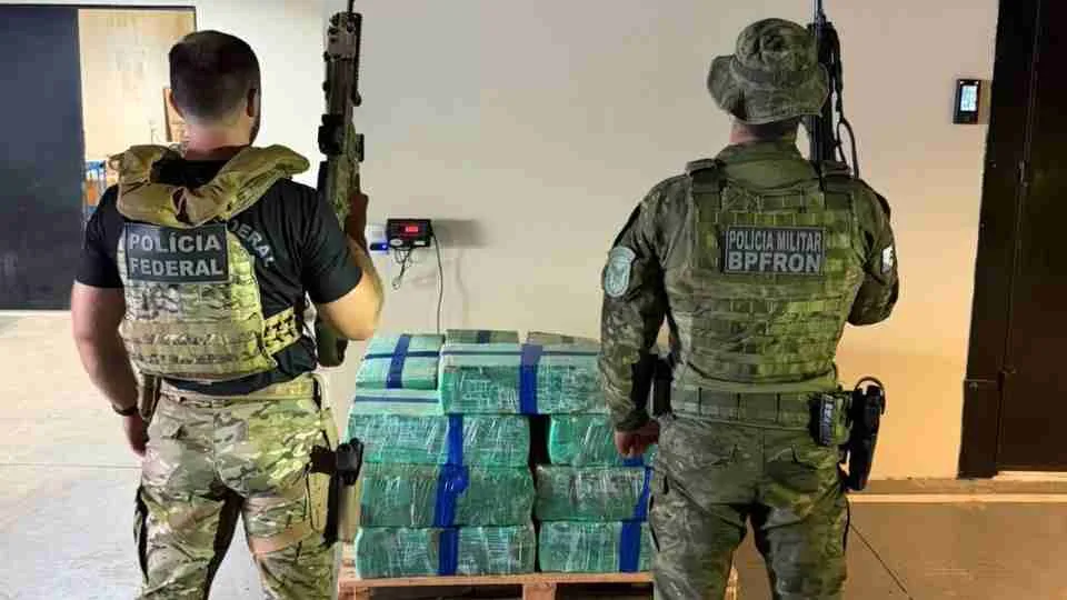 Quase 400 kg de maconha são encontrados em casa usada como depósito em Marechal Cândido Rondon