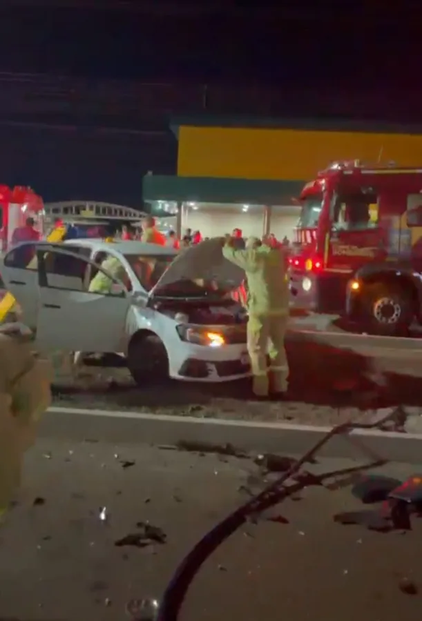 Grave acidente envolvendo dois veículos Gol deixa feridos em Marechal Rondon