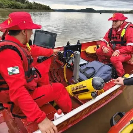 Corpo de um dos pescadores desaparecidos no Lago de Itaipu é encontrado no lado paraguaio