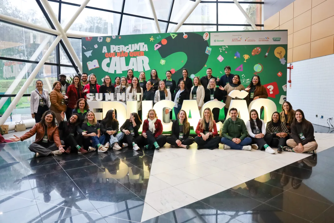 Sicredi Aliança PR/SP participa de Summit Educação Sicredi, com foco nas transformações contemporâneas na educação