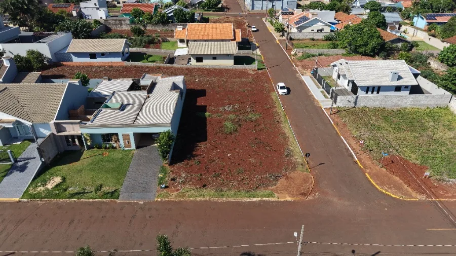 Oportunidade! Terreno de esquina à venda próximo à Prefeitura de Mercedes