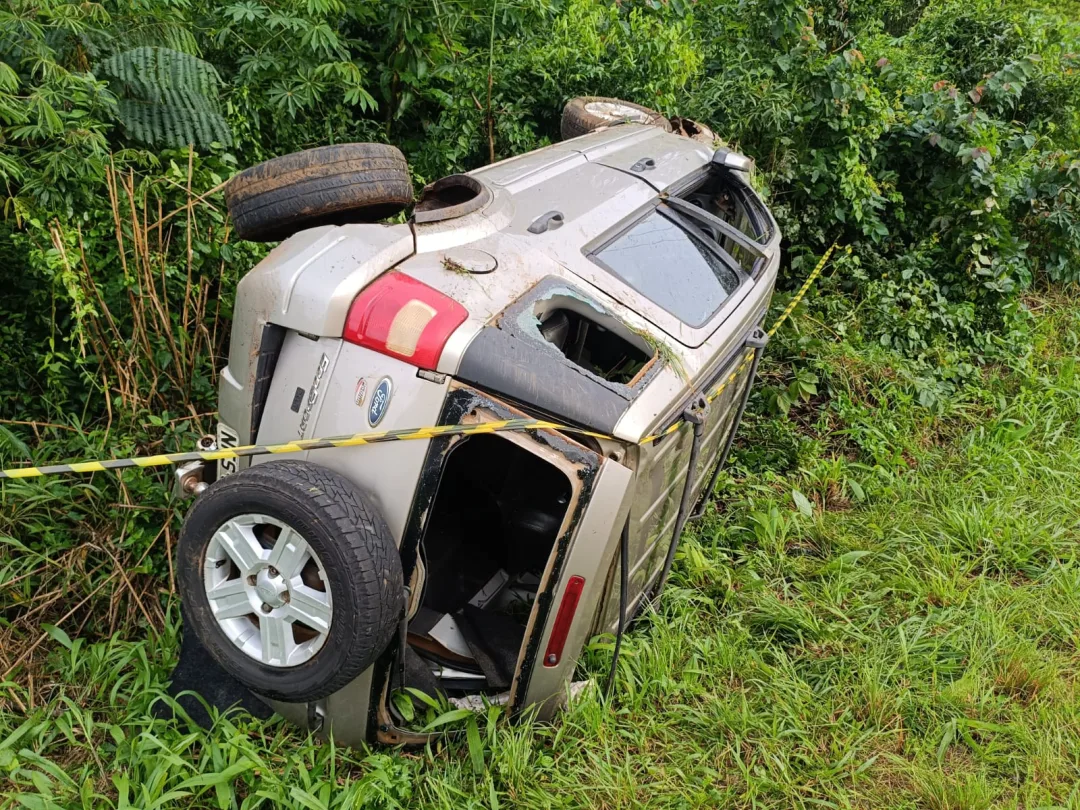 Homem morre após capotar veículo na PR-158 em Saudade do Iguaçu