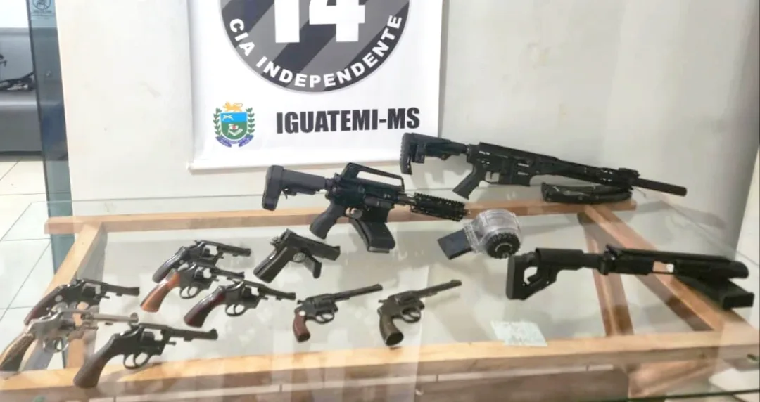 Polícia Militar apreende arsenal de armas em Iguatemi