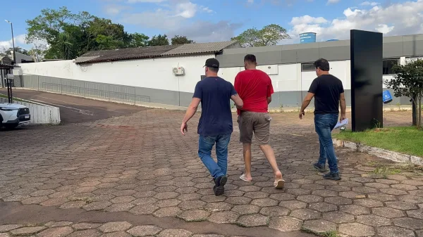 Suspeito de série de furtos de caminhonetes Hilux é preso em Cascavel