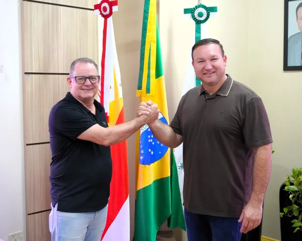 Alex Graunke assume a Prefeitura de Mercedes por dez dias