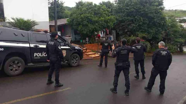 Megaoperação contra organização criminosa mobiliza mais de 500 policiais e cumpre mandados em Toledo e região