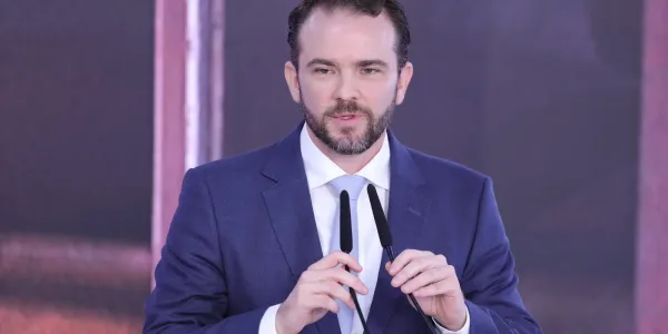 Ministro prevê renegociação de R$ 90 bi em 3ª fase do Desenrola