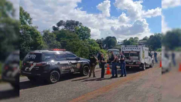 Sete pessoas são presas após polícia encontrar restos mortais em porta-malas de carro no PR