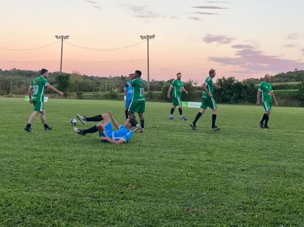 Cinco jogos marcam início do Campeonato do Clube Canarinho